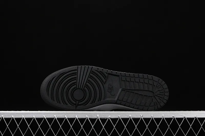 All categories Air Jordan Jordan series basketball shoes Air Jordan 1 Mid Air Jordan 1 Mid AJ1 black and white pink Joe 1 mandarin duck hook Valentine's Day 555112-106